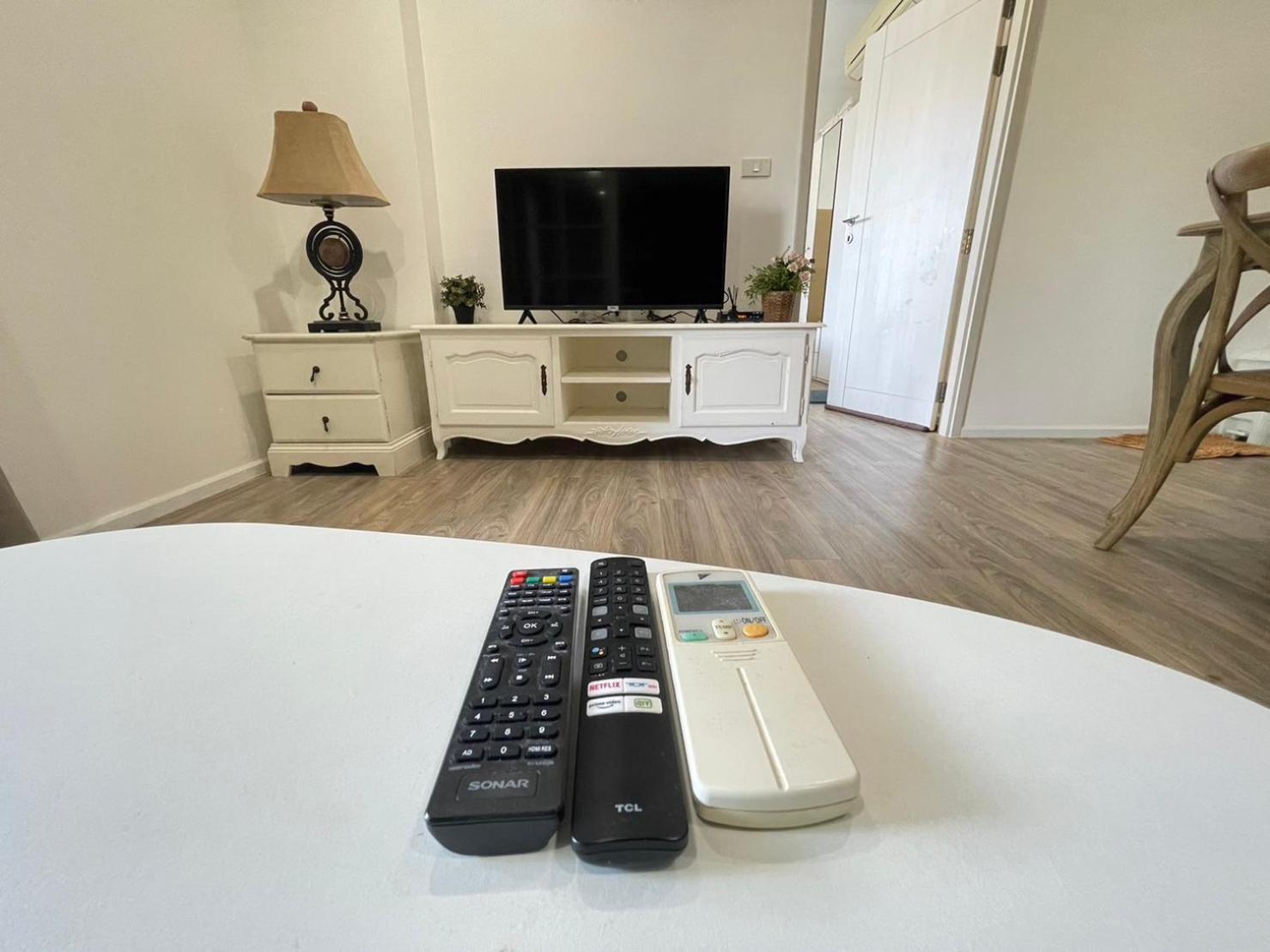 Summer Hua Hin, Family, Airy , Near , Wifi Leilighet Hua Hin