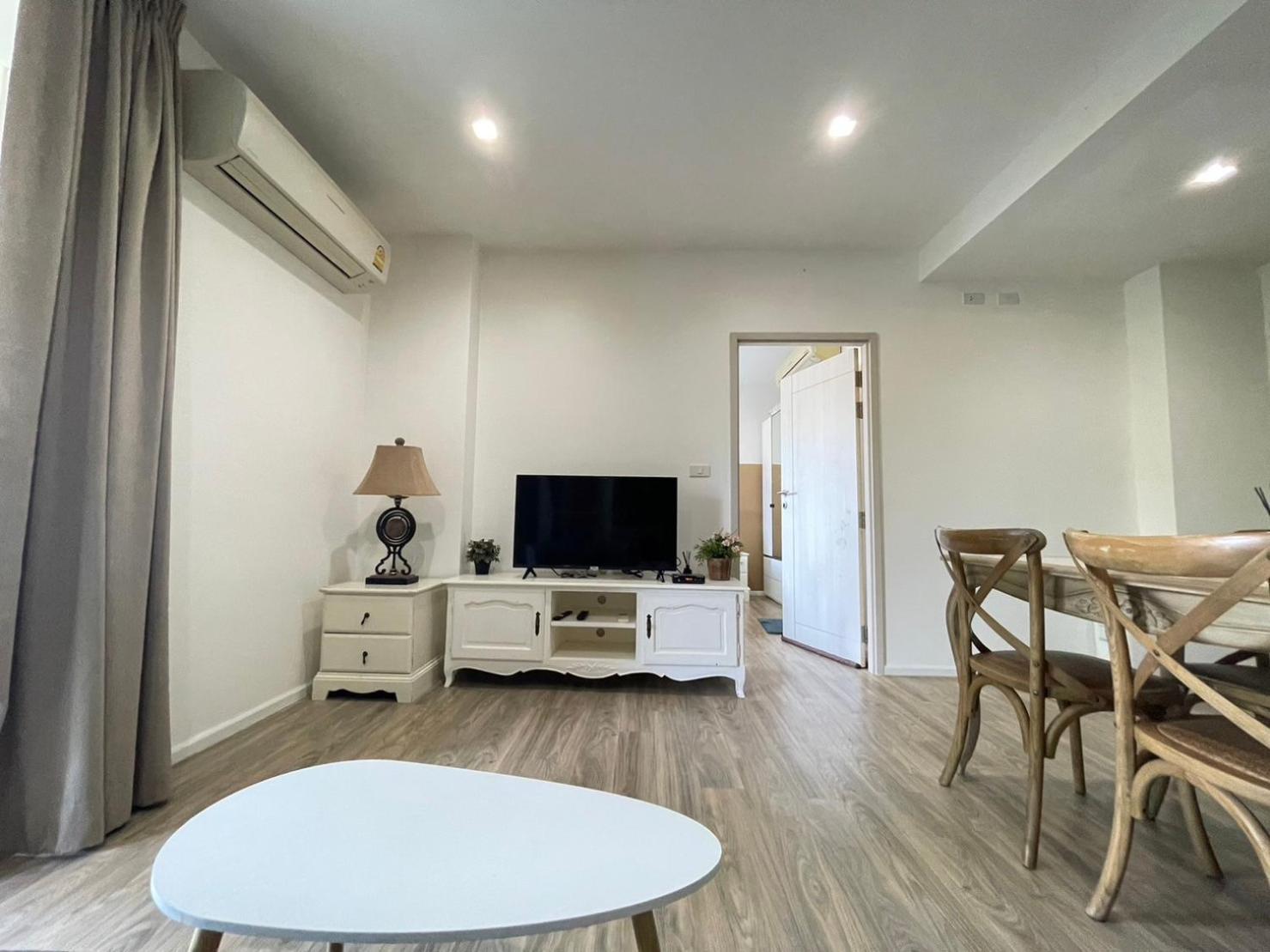 Summer Hua Hin, Family, Airy , Near , Wifi Leilighet Hua Hin